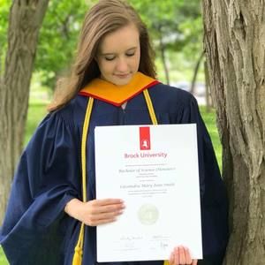 Meet your Posher, Cassondra